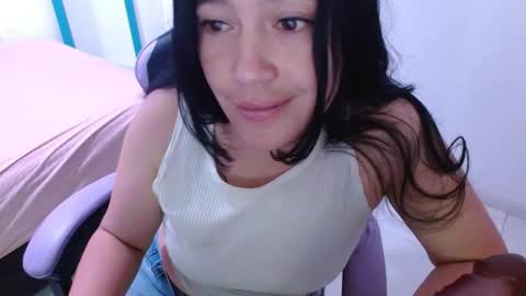 cristal1609 online show from March 3, 1:07 pm