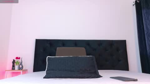 cristal_antoni online show from March 21, 8:30 am