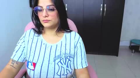 Cristal online show from December 23, 3:23 am