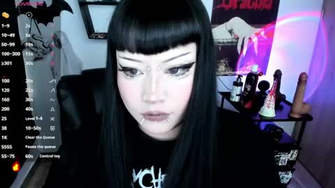 Cris online show from July 25, 9:24 pm