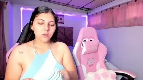 cristal_smith20 online show from June 12, 12:04 pm