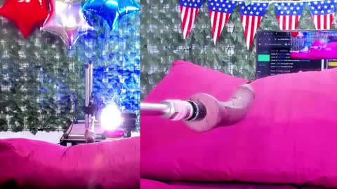 cristal_thompson_ online show from July 4, 1:59 pm