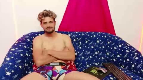 Snapshot of cristian_gp chatting on October 31, 2:34 am cristian gp online show from October 31, 2:34 am