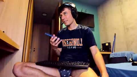Cristian  online show from June 11, 12:32 am