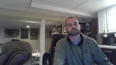 Snapshot of crm400 chatting on September 28, 1:47 am billybasement online show from September 28, 1:47 am