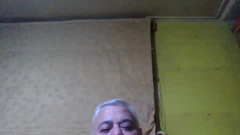 crmperez online show from September 16, 1:51 am