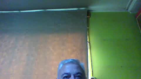 crmperez online show from July 15, 8:24 pm