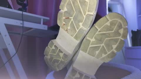 Cruel Siren online show from November 26, 11:51 am