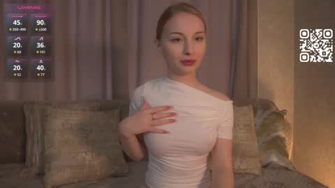 Rina online show from November 26, 9:39 am