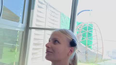 Crystal online show from July 12, 2:42 pm