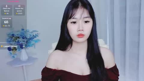 crystal_lea online show from October 10, 9:26 am