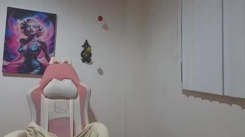 Crystal Blaze online show from December 23, 10:21 am