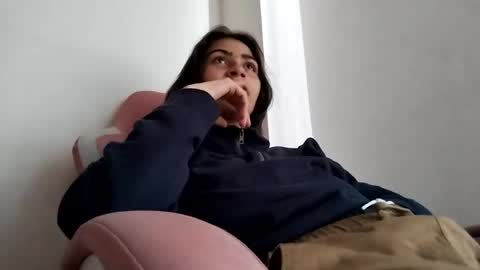 Crystal Blaze online show from November 20, 7:11 pm