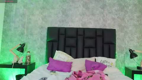 Crystal online show from June 14, 8:55 pm