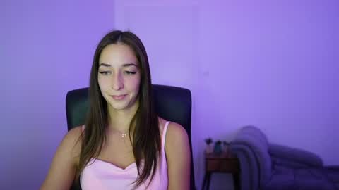 Crystalbrunette18 online show from June 13, 7:46 pm