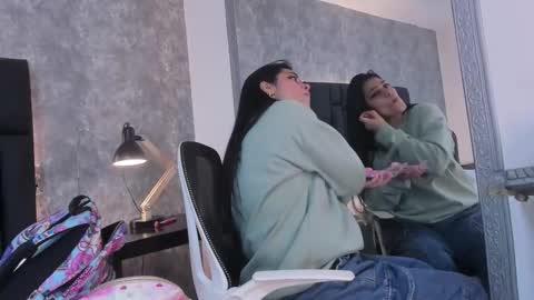 Crystal online show from November 6, 4:32 pm