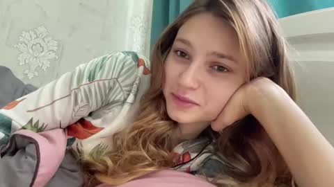 crystalstipp online show from July 22, 6:26 am