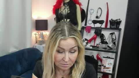 CrystalHotty online show from March 27, 8:48 am