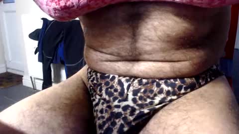 Snapshot of cucumberlad2018 chatting on January 17, 7:51 am Tips WellCUM - Hot Bi Curious - ask Privates online show from January 17, 7:51 am