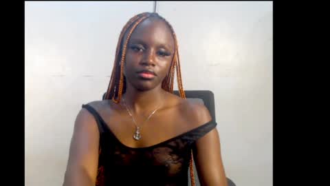 sophie online show from June 4, 3:07 pm