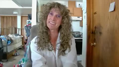 Nikki online show from May 24, 4:57 pm