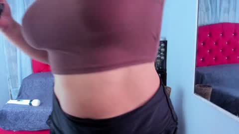 cumming tiffani online show from February 5, 11:55 am