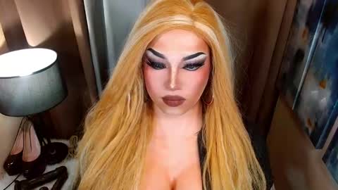 Cattaleya online show from October 9, 8:42 am