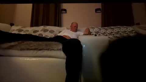 cumslowlyforu online show from March 8, 3:43 am