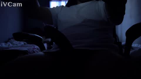 Snapshot of cumtribute4ubitch chatting on December 4, 3:04 pm cumtribute4ubitch online show from December 4, 3:04 pm