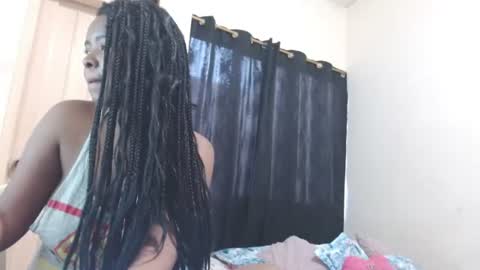 dominic and julieta... independent models online show from June 12, 12:04 pm