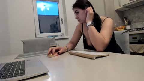maria  alex online show from May 16, 2:41 am