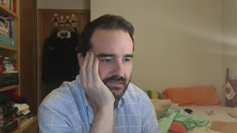 curiosillo1983 online show from June 12, 10:47 am