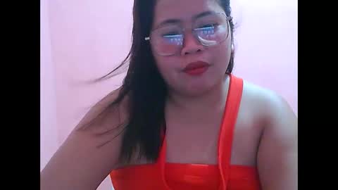 curious_girl247 online show from April 4, 10:50 pm