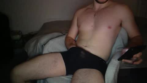 Snapshot of curiousharryxx chatting on February 28, 10:28 pm BritishHarry online show from February 28, 10:28 pm