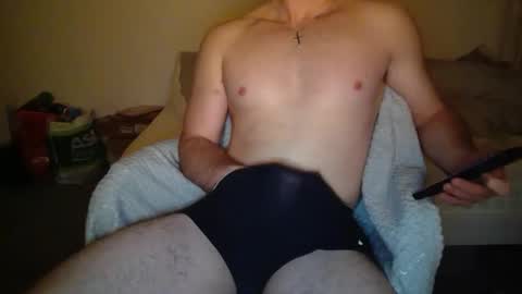 Snapshot of curiousharryxx chatting on February 23, 12:30 am BritishHarry online show from February 23, 12:30 am