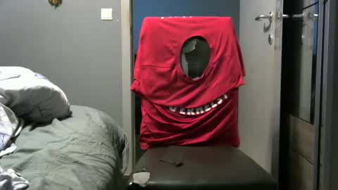 curlyfurly online show from December 5, 5:33 pm