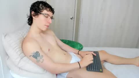 Noah online show from June 9, 4:39 pm