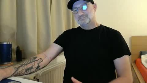 Curman85 online show from February 11, 11:30 pm