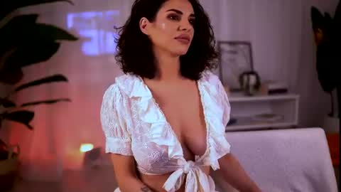 curvedlizzie online show from July 10, 11:31 pm