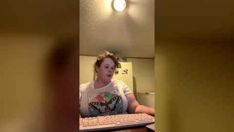 dahlia -kim online show from July 6, 2:41 am