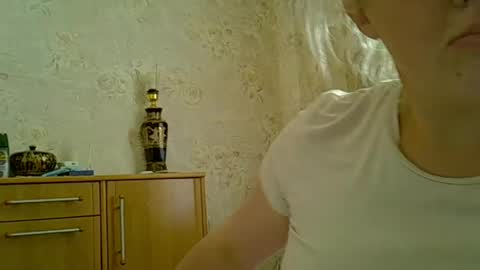 Curvy online show from June 7, 12:43 pm