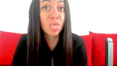 cute_angel95 online show from June 14, 6:37 am