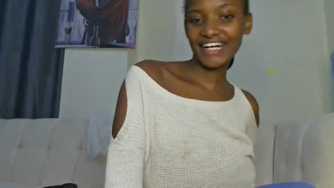 Snapshot of cute_annah chatting on February 2, 11:21 pm cute annah online show from February 2, 11:21 pm