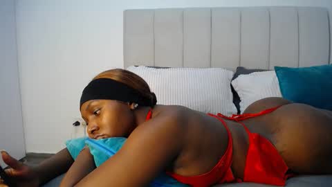 Liya online show from October 23, 3:46 pm