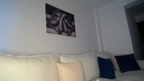 Liya online show from December 2, 2:26 pm