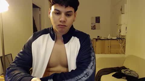 Tomas online show from February 2, 7:43 pm