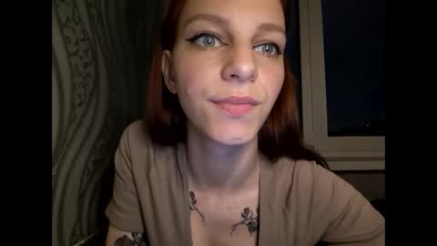 cute_foxis online show from May 27, 8:06 pm