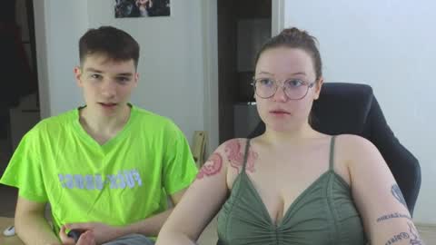 Kite and Jack online show from December 13, 2:54 am