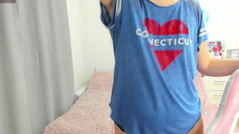 cute_kate0 online show from September 16, 10:06 am
