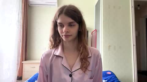 cute_kitte online show from October 5, 7:28 am